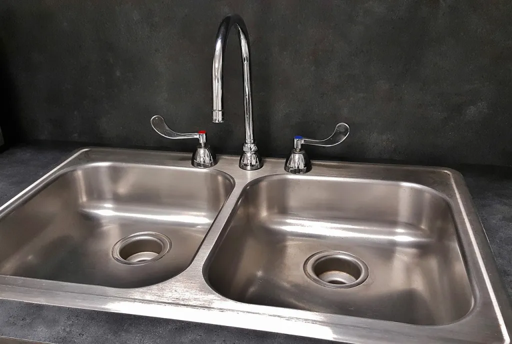 Kitchen Sink with mixer tap