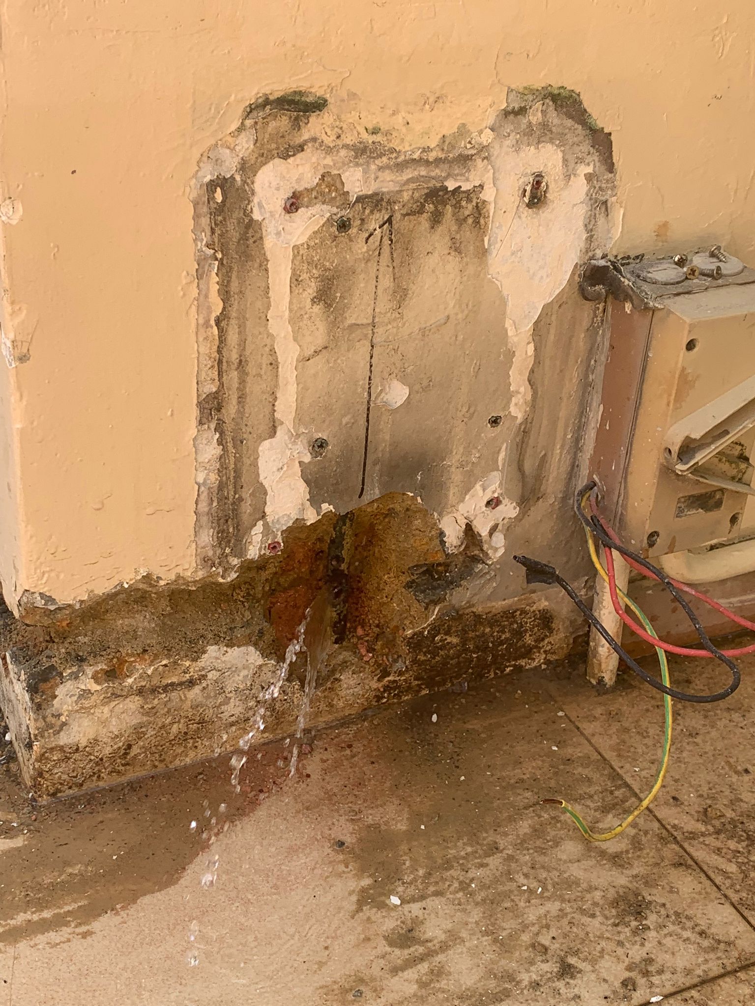 Concealed pipe leaking